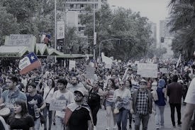 Estudio sobre el conflicto social (5): ¿Es posible superar la tensión entre política y técnica para no transformar a Chile en un país de pobres?